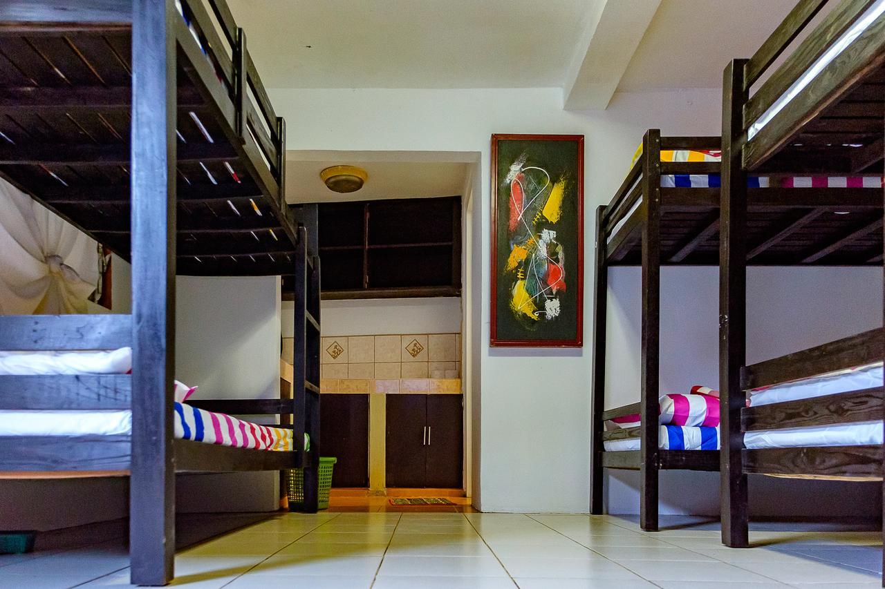 Хостел Ayo Homtel Мактан Экстерьер фото